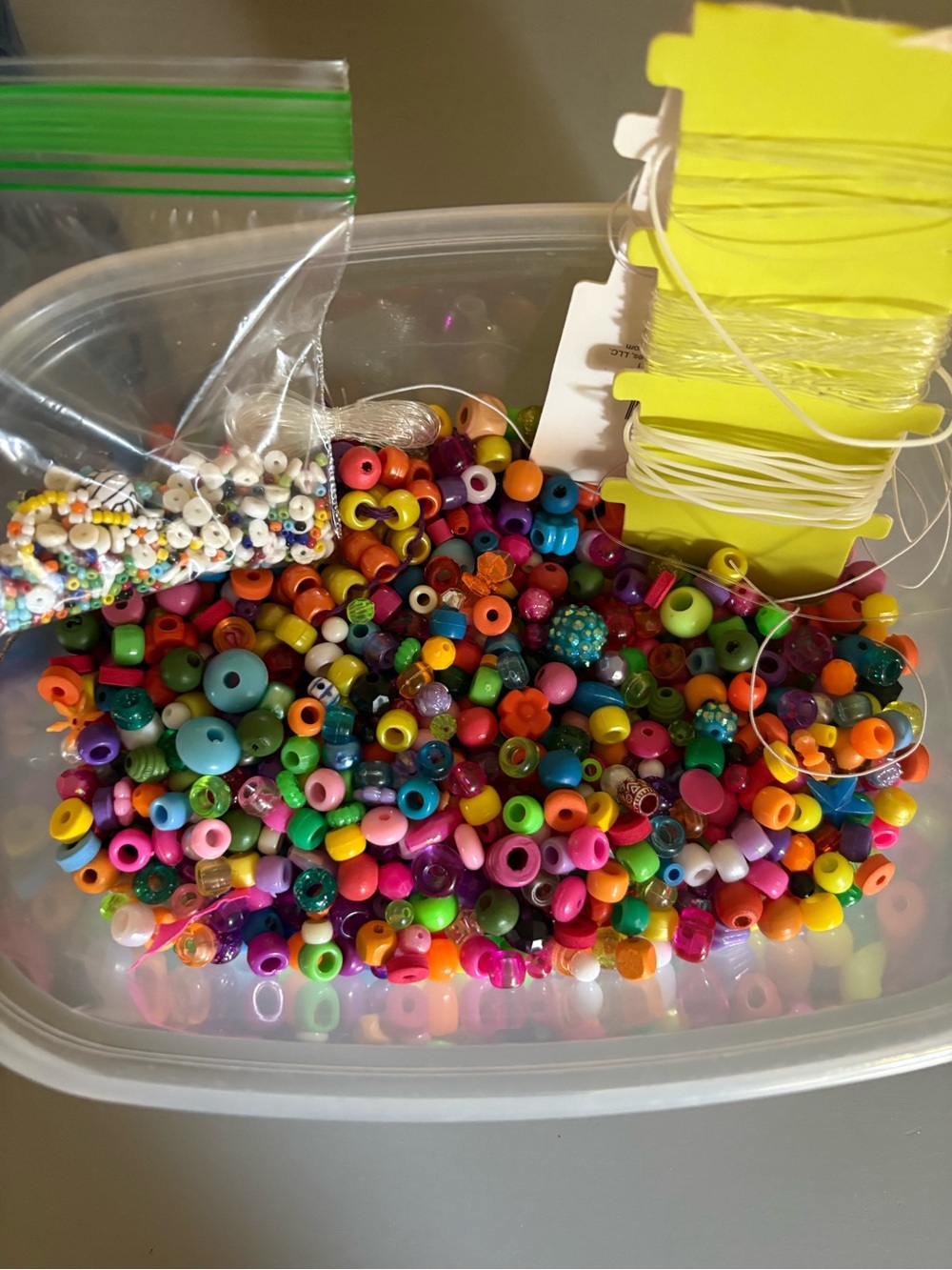 Assorted Bright Kids Beads - Multi-Color Craft Kit - Picture 8 of 12